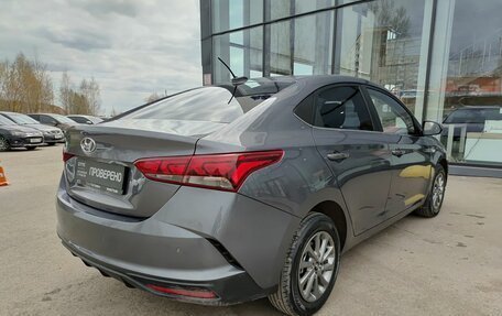 Hyundai Solaris II рестайлинг, 2021 год, 1 829 800 рублей, 5 фотография