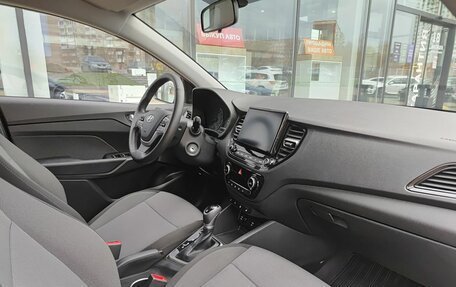 Hyundai Solaris II рестайлинг, 2021 год, 1 829 800 рублей, 11 фотография