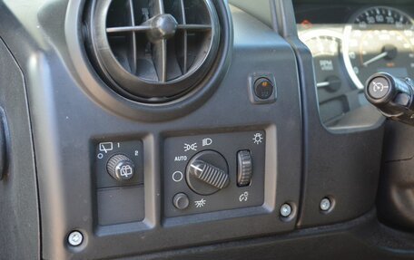Hummer H2, 2005 год, 2 199 999 рублей, 11 фотография