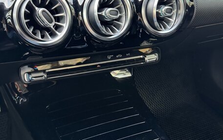Mercedes-Benz CLA, 2019 год, 3 310 000 рублей, 12 фотография