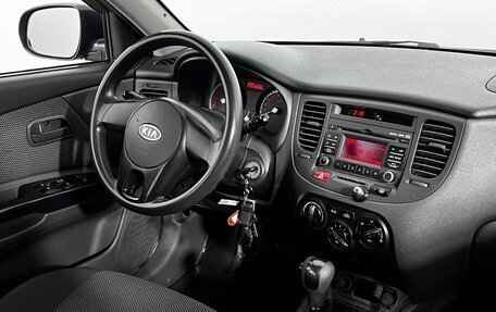 KIA Rio II, 2011 год, 650 000 рублей, 13 фотография