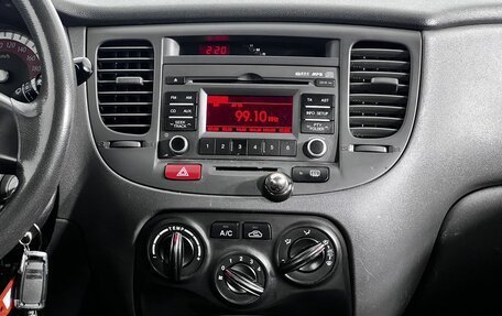 KIA Rio II, 2011 год, 650 000 рублей, 15 фотография
