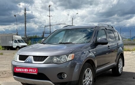 Mitsubishi Outlander III рестайлинг 3, 2008 год, 849 999 рублей, 3 фотография