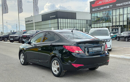 Hyundai Solaris II рестайлинг, 2015 год, 825 000 рублей, 7 фотография