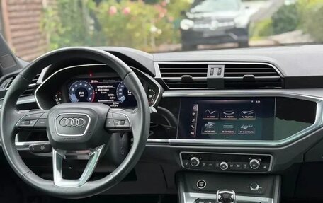 Audi Q3, 2022 год, 2 700 000 рублей, 13 фотография