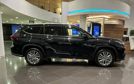 Toyota Highlander, 2025 год, 5 200 000 рублей, 4 фотография
