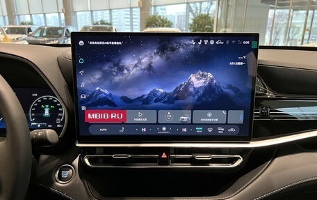 Toyota Highlander, 2025 год, 5 200 000 рублей, 15 фотография