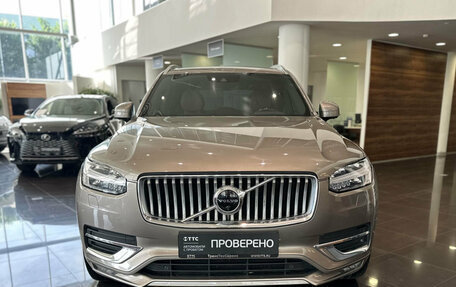 Volvo XC90 II рестайлинг, 2021 год, 4 949 000 рублей, 2 фотография