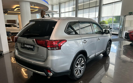 Mitsubishi Outlander III рестайлинг 3, 2018 год, 2 317 000 рублей, 5 фотография