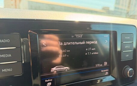 Volkswagen Polo VI (EU Market), 2020 год, 1 350 000 рублей, 2 фотография
