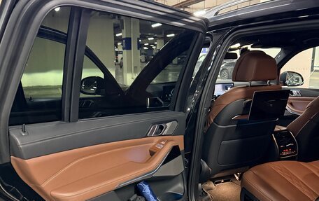 BMW X7, 2022 год, 14 000 000 рублей, 14 фотография