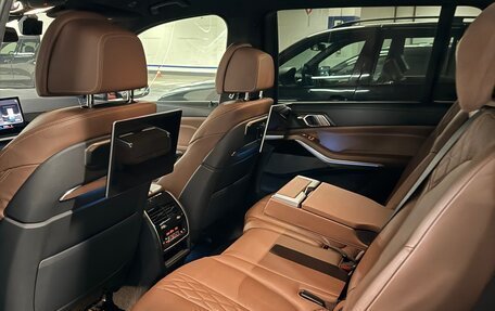 BMW X7, 2022 год, 14 000 000 рублей, 15 фотография
