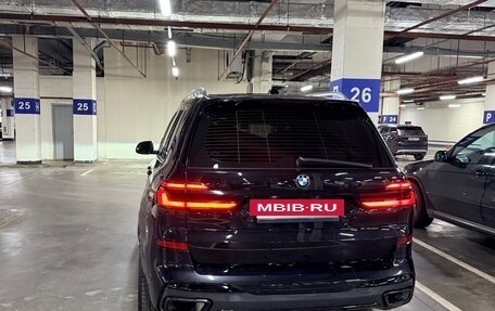 BMW X7, 2022 год, 14 000 000 рублей, 5 фотография
