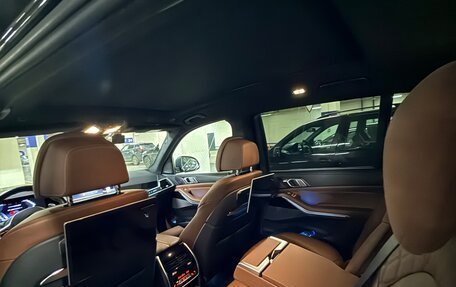 BMW X7, 2022 год, 14 000 000 рублей, 18 фотография