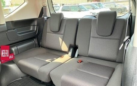 Honda Freed II, 2022 год, 1 070 000 рублей, 10 фотография
