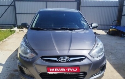 Hyundai Solaris II рестайлинг, 2013 год, 899 999 рублей, 1 фотография