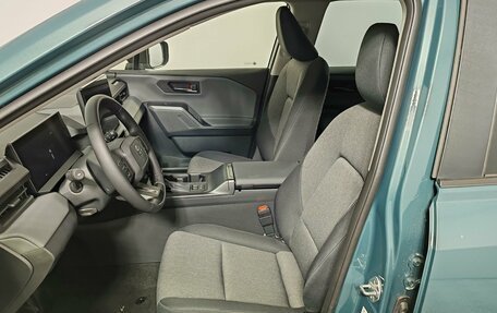 Toyota RAV4, 2026 год, 5 990 000 рублей, 15 фотография