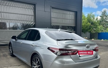 Toyota Camry, 2023 год, 3 899 000 рублей, 7 фотография