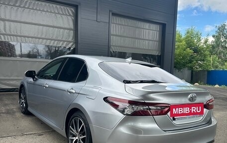 Toyota Camry, 2023 год, 3 899 000 рублей, 9 фотография