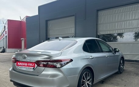 Toyota Camry, 2023 год, 3 899 000 рублей, 8 фотография