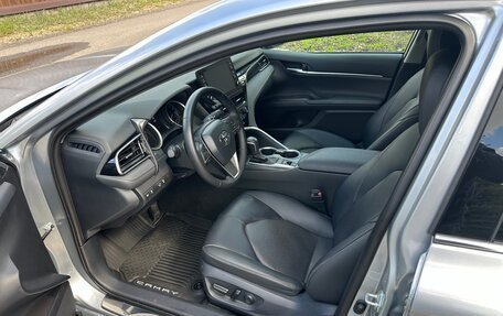 Toyota Camry, 2023 год, 3 899 000 рублей, 14 фотография