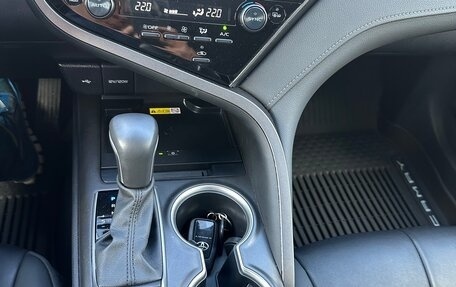 Toyota Camry, 2023 год, 3 899 000 рублей, 24 фотография
