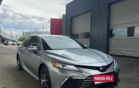 Toyota Camry, 2023 год, 3 899 000 рублей, 13 фотография