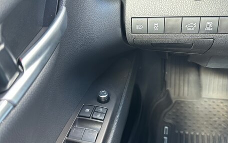 Toyota Camry, 2023 год, 3 899 000 рублей, 27 фотография