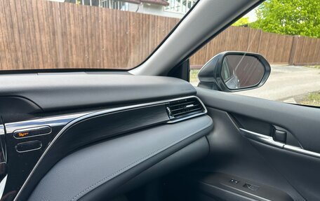 Toyota Camry, 2023 год, 3 899 000 рублей, 30 фотография