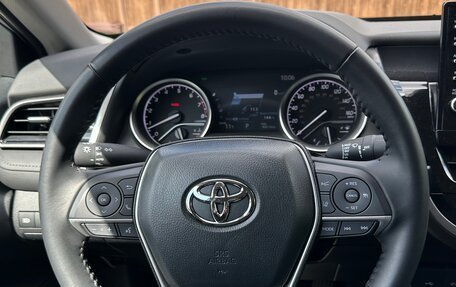Toyota Camry, 2023 год, 3 899 000 рублей, 33 фотография