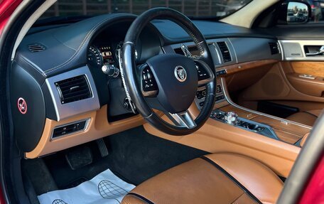 Jaguar XF I рестайлинг, 2012 год, 2 000 000 рублей, 8 фотография