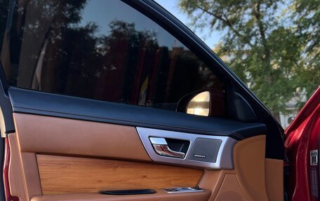 Jaguar XF I рестайлинг, 2012 год, 2 000 000 рублей, 10 фотография