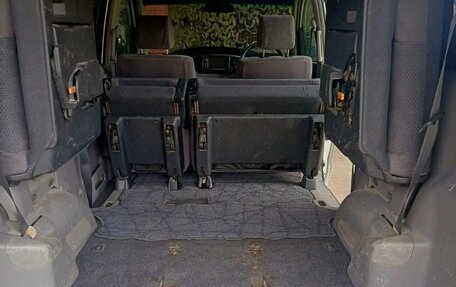 Toyota Voxy II, 2003 год, 930 000 рублей, 8 фотография