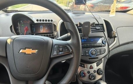 Chevrolet Aveo III, 2015 год, 800 000 рублей, 6 фотография