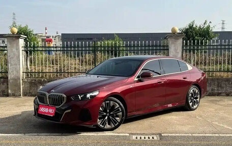 BMW 5 серия, 2024 год, 6 700 000 рублей, 1 фотография