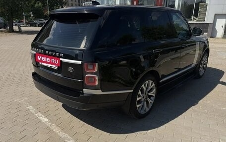 Land Rover Range Rover IV рестайлинг, 2018 год, 8 600 000 рублей, 2 фотография