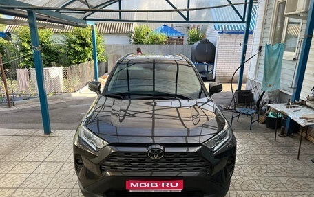 Toyota RAV4, 2020 год, 4 500 000 рублей, 1 фотография
