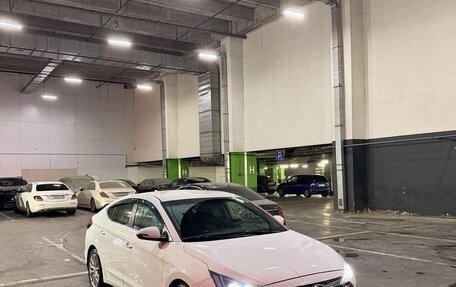 Hyundai Elantra VI рестайлинг, 2019 год, 1 700 000 рублей, 1 фотография
