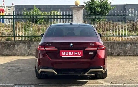 BMW 5 серия, 2024 год, 6 700 000 рублей, 7 фотография