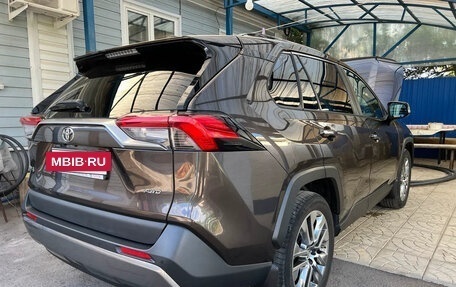 Toyota RAV4, 2020 год, 4 500 000 рублей, 6 фотография