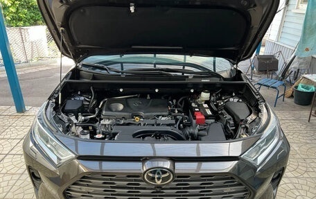 Toyota RAV4, 2020 год, 4 500 000 рублей, 8 фотография