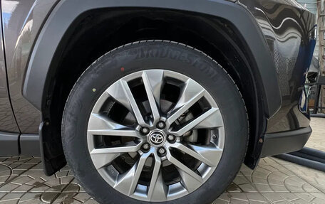 Toyota RAV4, 2020 год, 4 500 000 рублей, 24 фотография