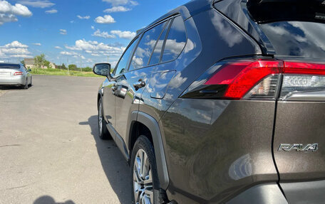 Toyota RAV4, 2020 год, 4 500 000 рублей, 19 фотография
