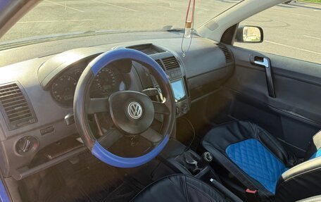 Volkswagen Polo IV рестайлинг, 2003 год, 305 000 рублей, 14 фотография