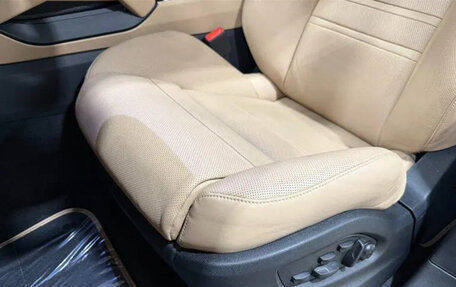 Porsche Cayenne III, 2024 год, 33 500 000 рублей, 19 фотография