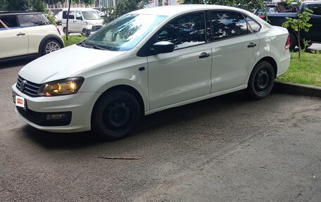 Volkswagen Polo VI (EU Market), 2017 год, 650 000 рублей, 2 фотография