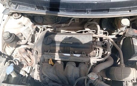 Hyundai Solaris II рестайлинг, 2012 год, 400 000 рублей, 8 фотография
