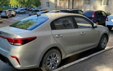 KIA Rio IV, 2018 год, 1 799 000 рублей, 6 фотография