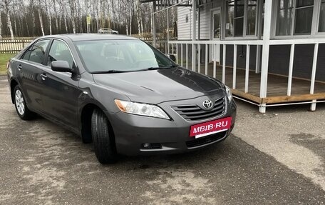Toyota Camry, 2008 год, 1 250 000 рублей, 2 фотография