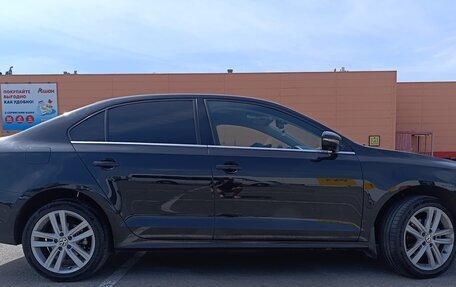 Volkswagen Jetta VI, 2012 год, 870 000 рублей, 3 фотография